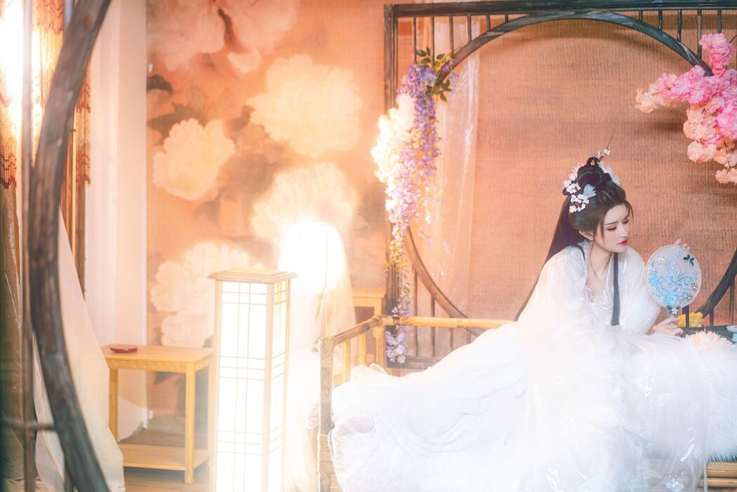 Coser@鹿八岁 &#8211; 幽梦清韵 (90P)