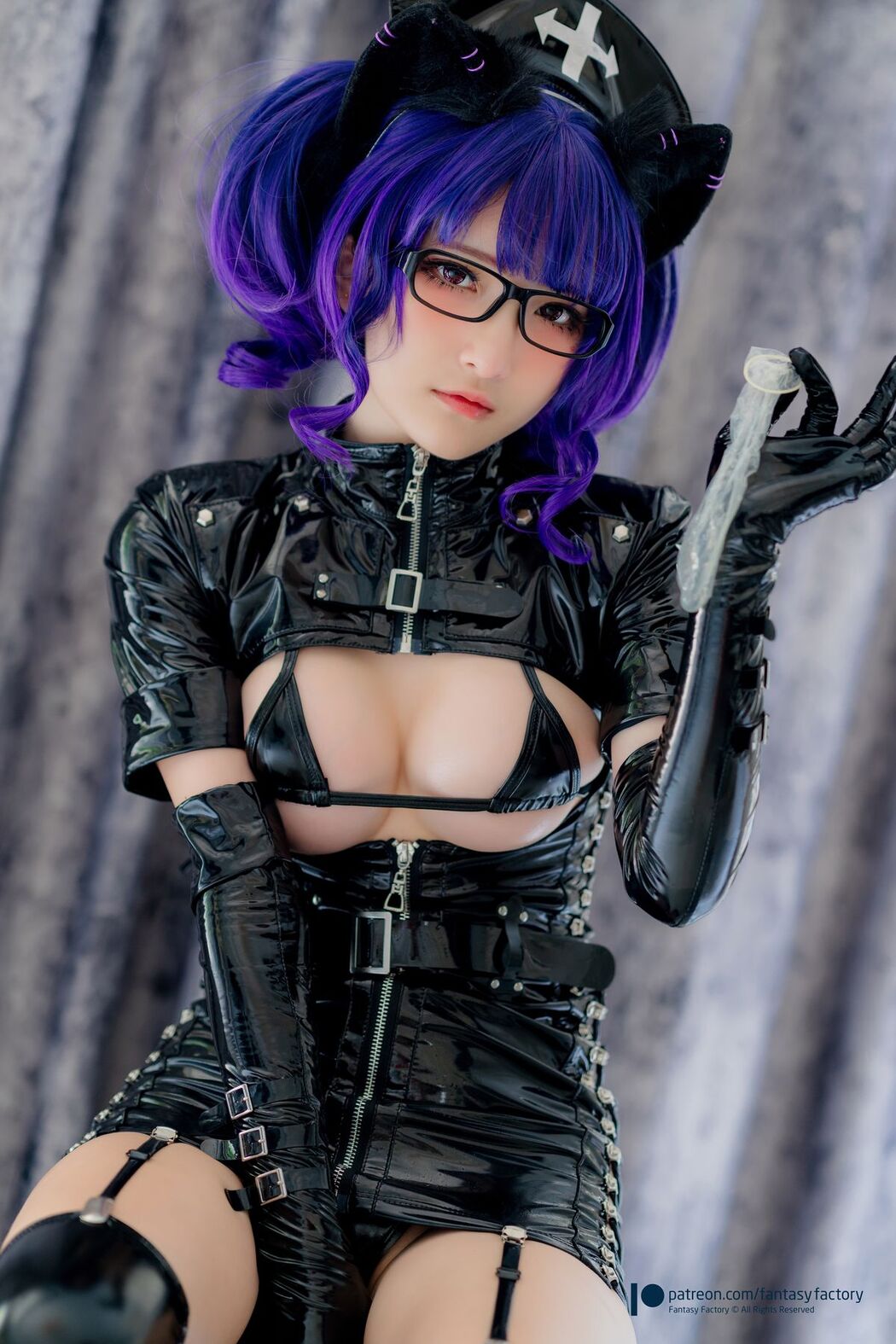 Fantasy Factory 小丁 – Cosplay写真 – 护士暗黑 Part02 (51P)