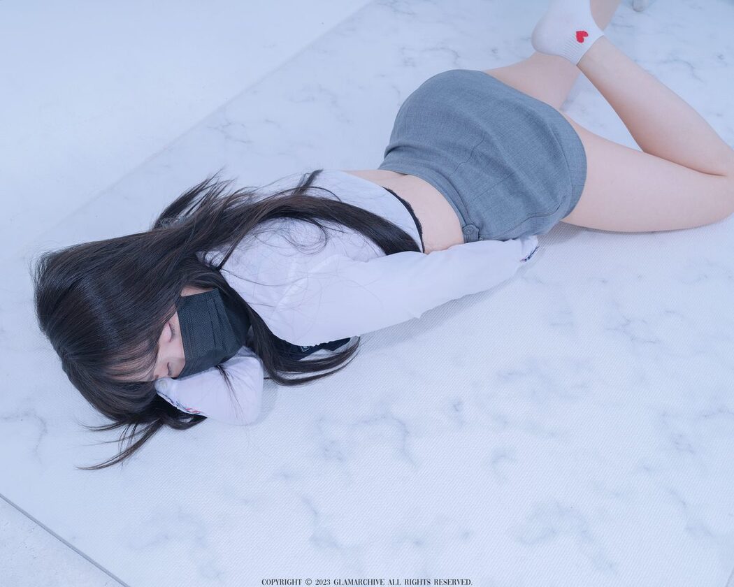 Glamarchive BAEK SUL TANG – School Look
