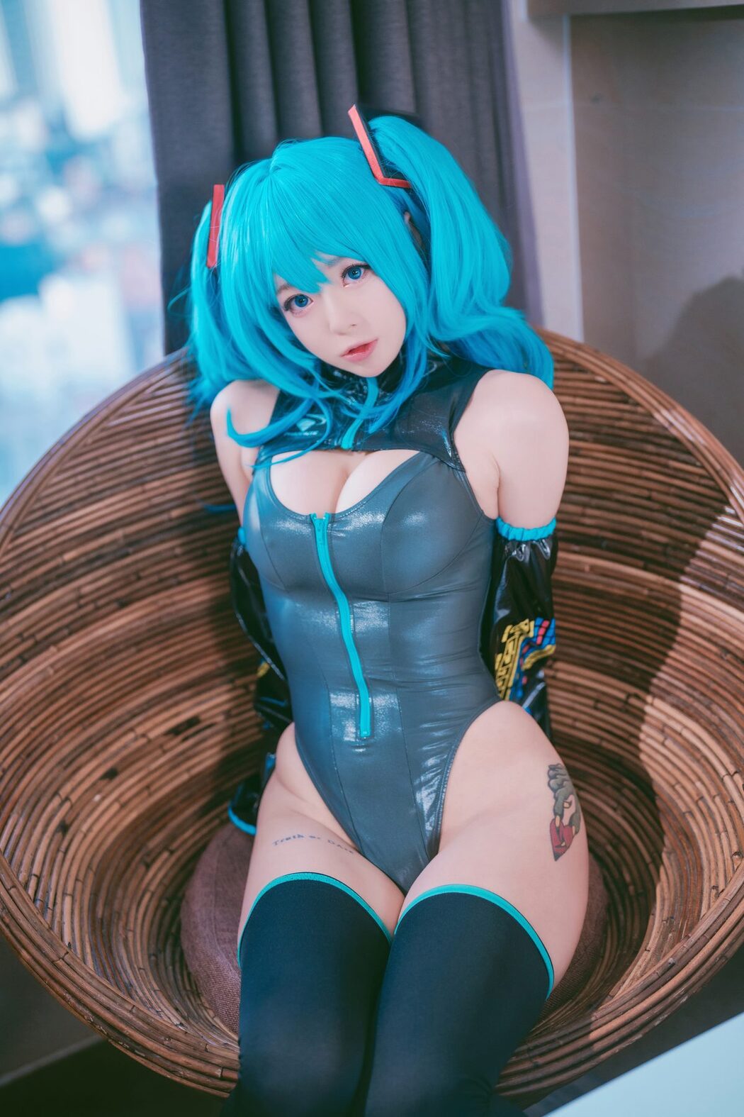 Maruemon 마루에몽 – Plug Me In Miku B
