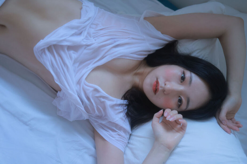 Sehee 세희 – A Bad Sprayer