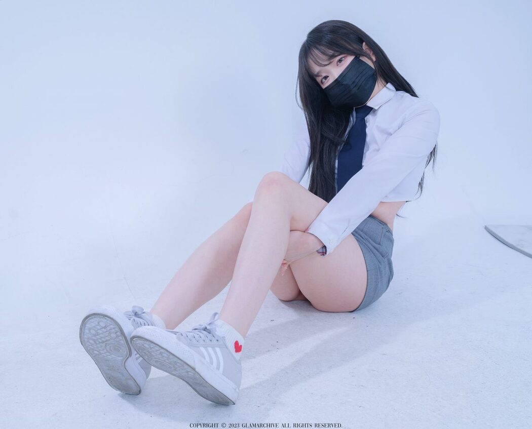 Glamarchive BAEK SUL TANG – School Look