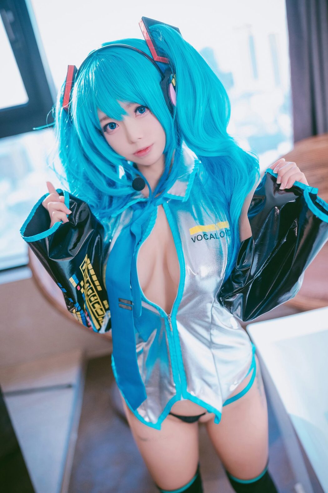 Maruemon 마루에몽 – Plug Me In Miku B