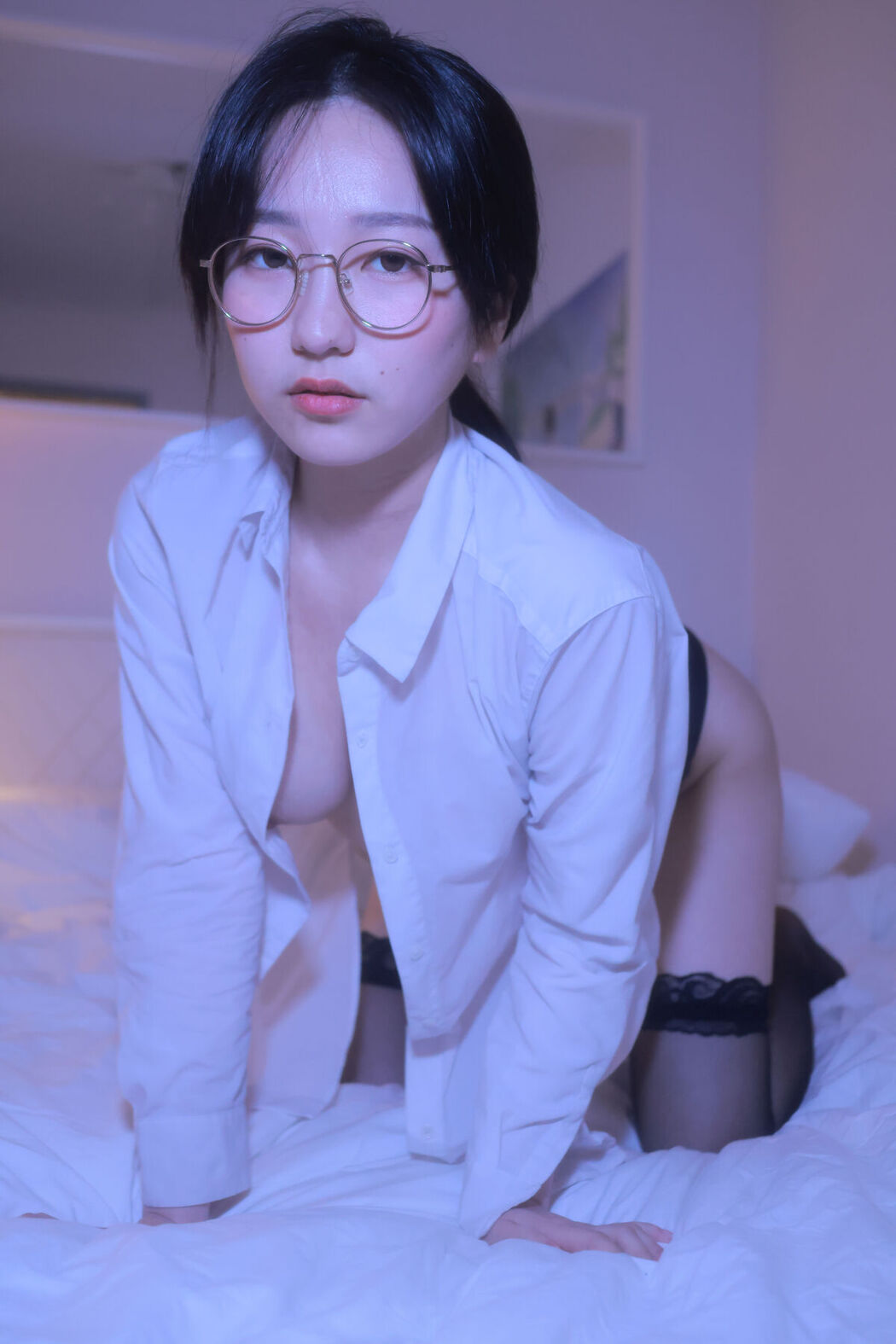 Sehee 세희 &#8211; Glasses Shirt Part2