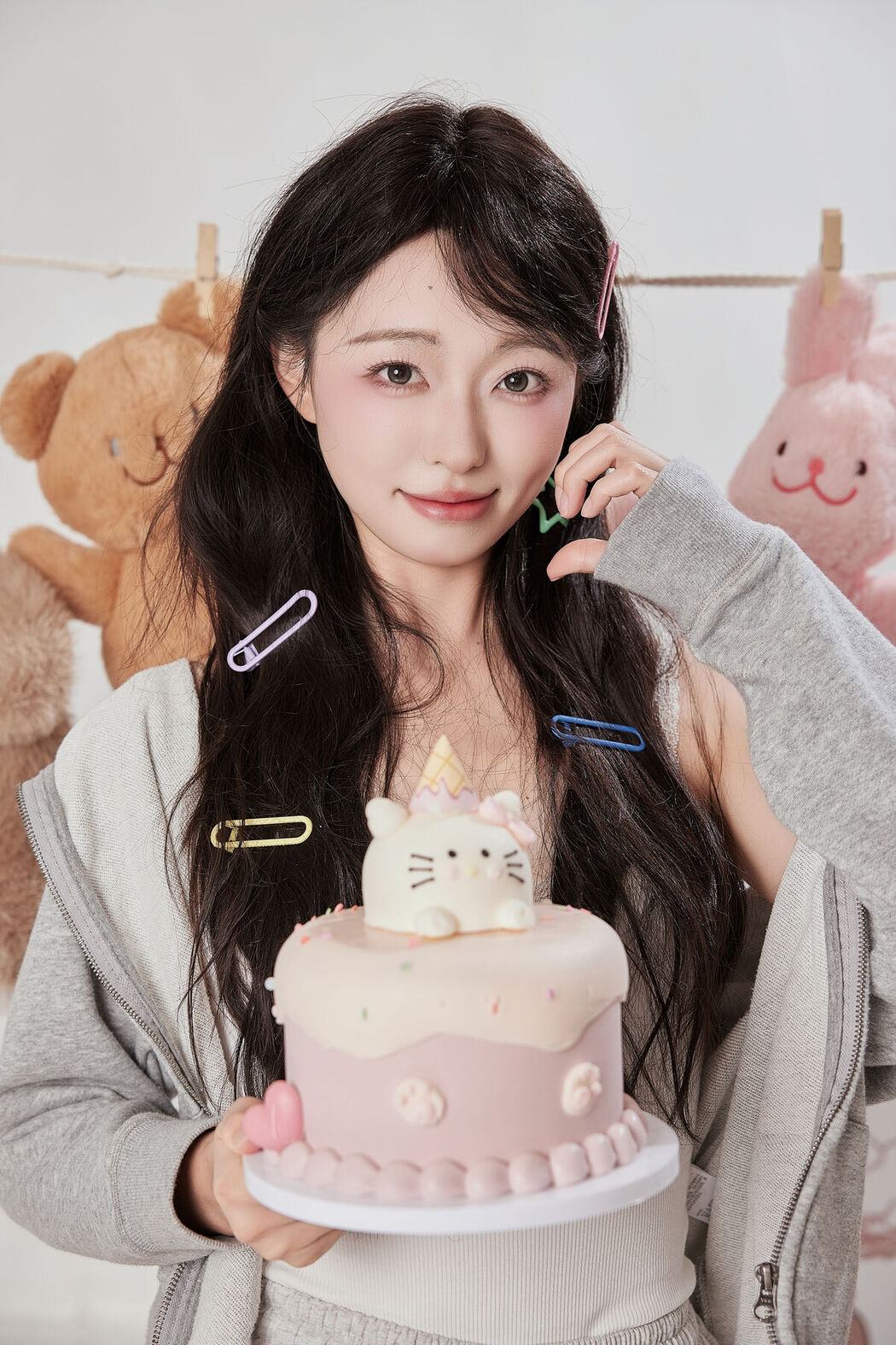 YiTuYu艺图语 Vol.8175 小羊爱干饭 (22P)