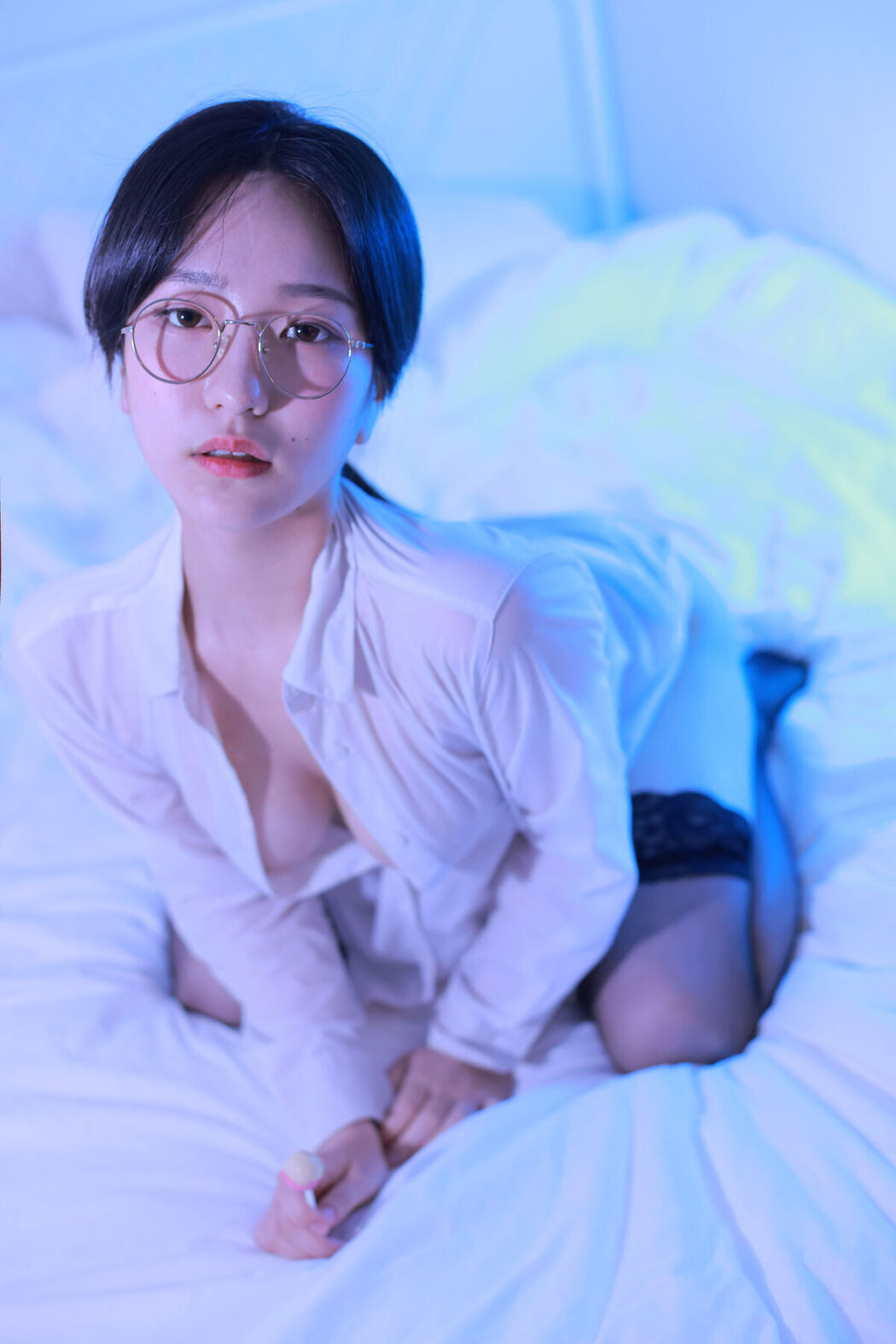 Sehee 세희 &#8211; Glasses Shirt Part1