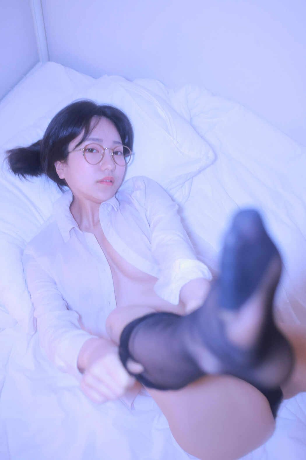 Sehee 세희 &#8211; Glasses Shirt Part2