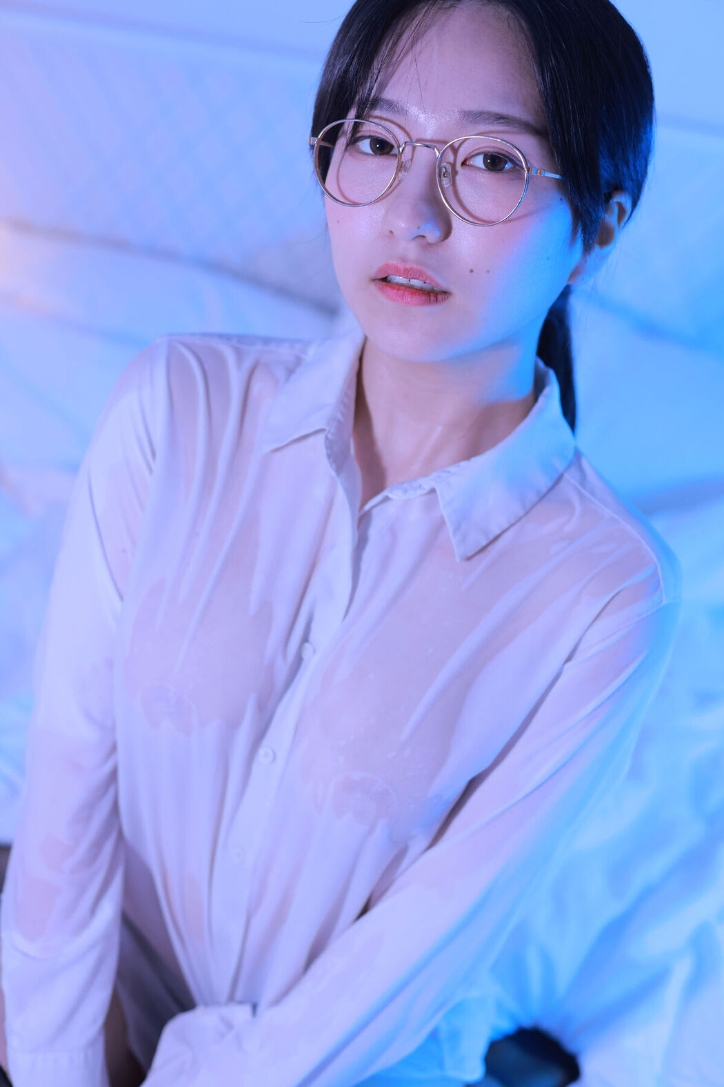 Sehee 세희 – Glasses Shirt Part1