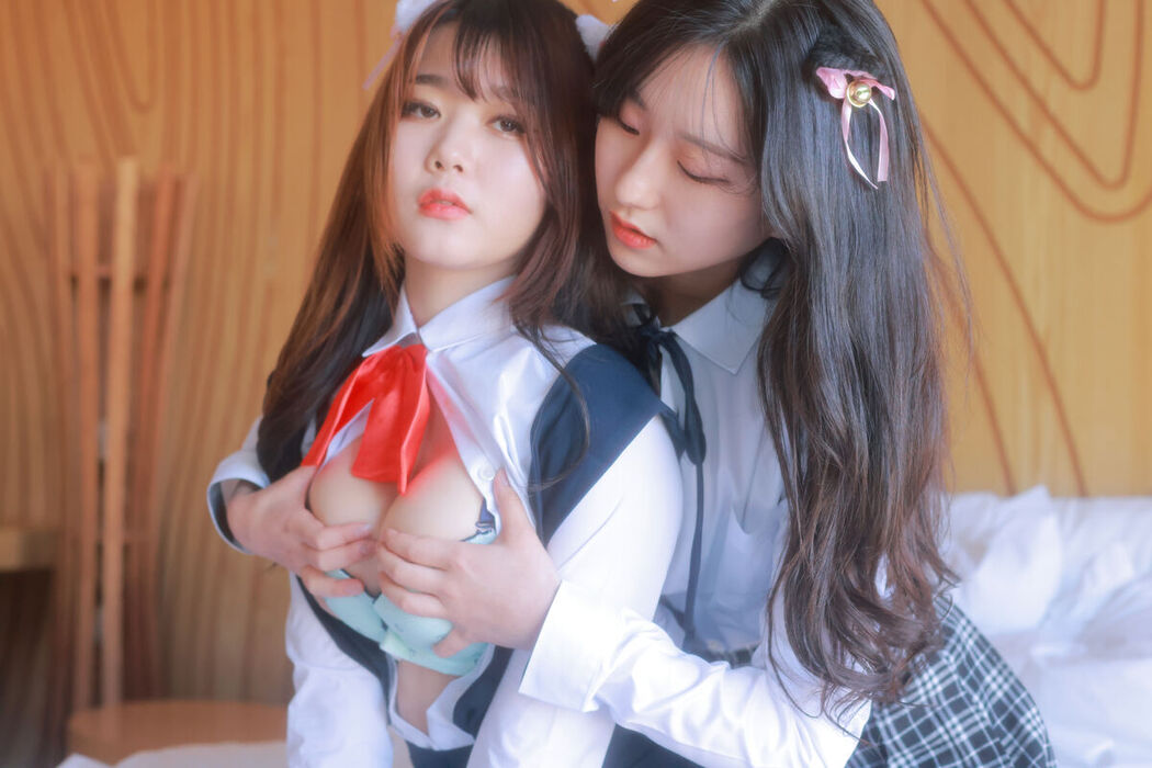 Sehee 세희 Vol.4 School Uniform ft. Zia 지아