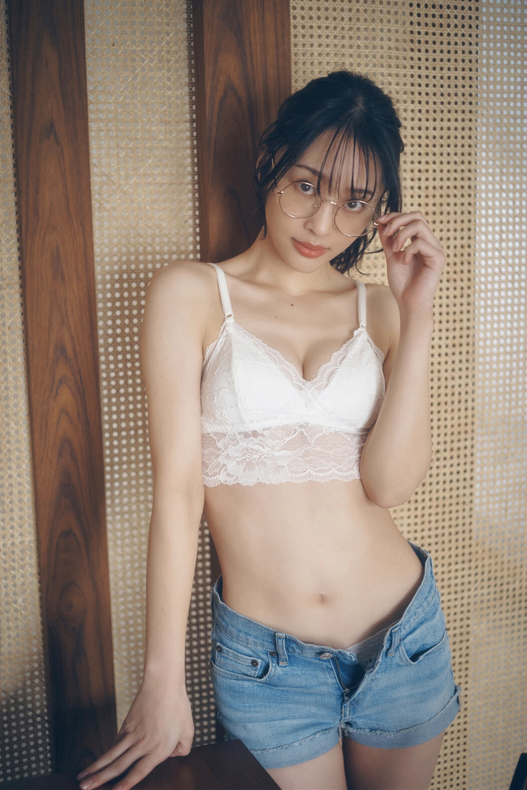 Misaki Jimbu 神部美咲, FLASHデジタル写真集 『ここだけの話 vol.1』 Set.02