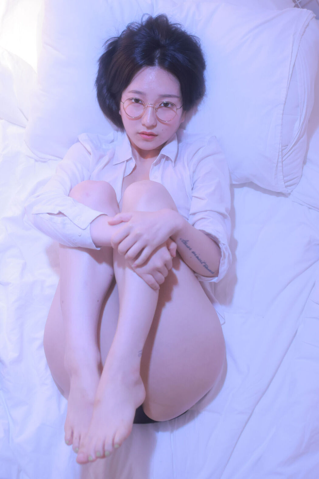 Sehee 세희 &#8211; Glasses Shirt Part2