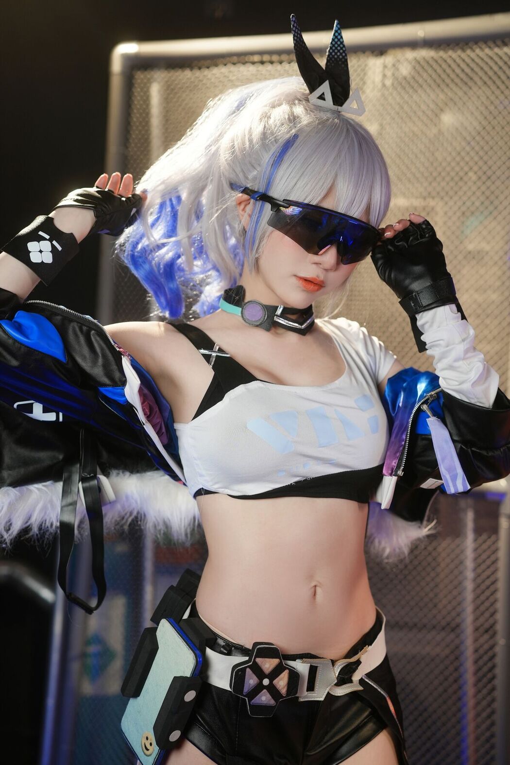 Coser@Sally多啦雪 Sally Dorasnow – Silver Wolf (25P – 3V)