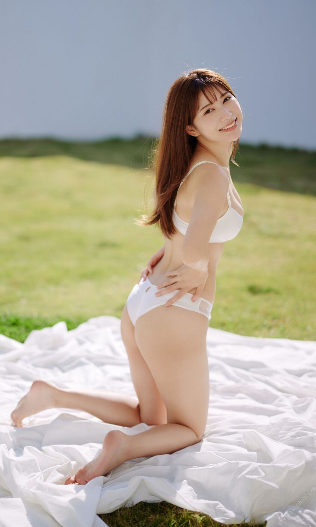 JP Risa Yukihira 雪平莉左 &#8211; 凜として、純白 週プレ PHOTO BOOK (60P)