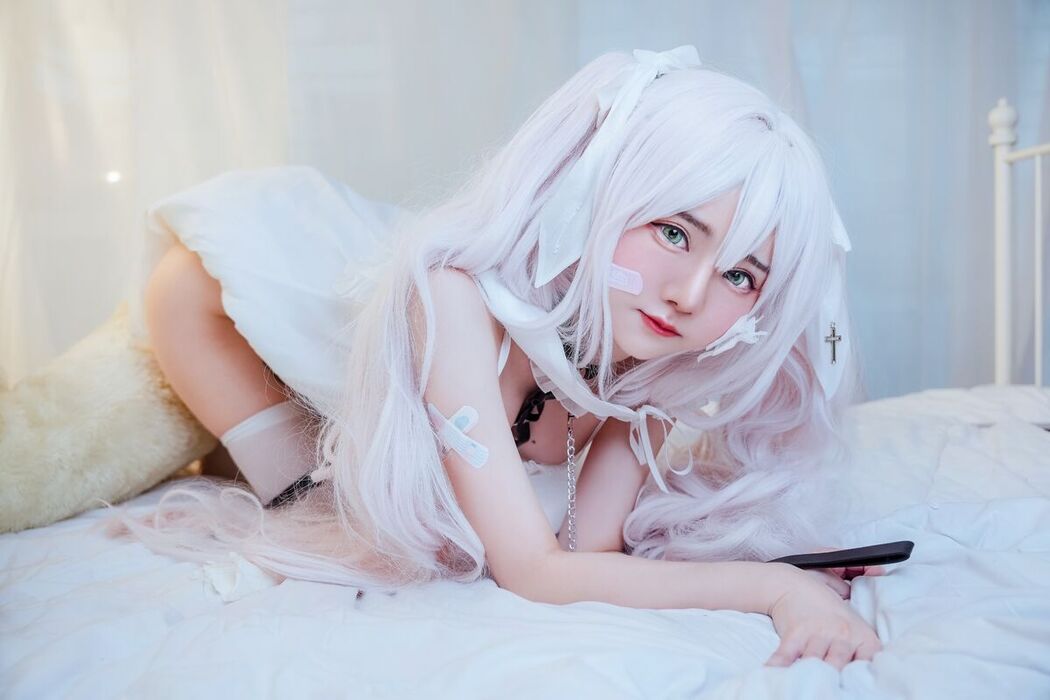Coser@Sally多啦雪 Sally Dorasnow – Hatsune (44P)