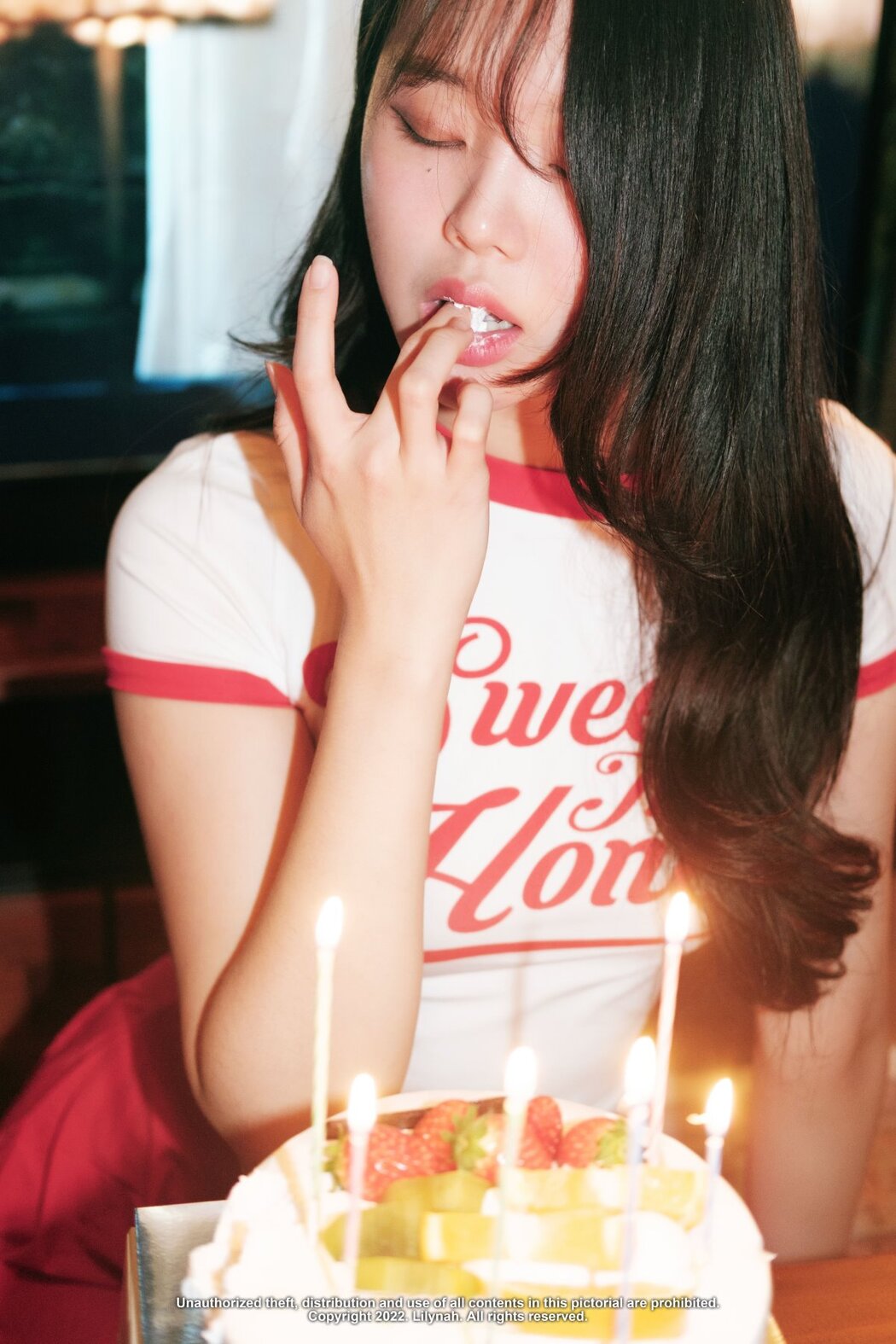 Lilynah Inah 이나 – Happy Party Tonight