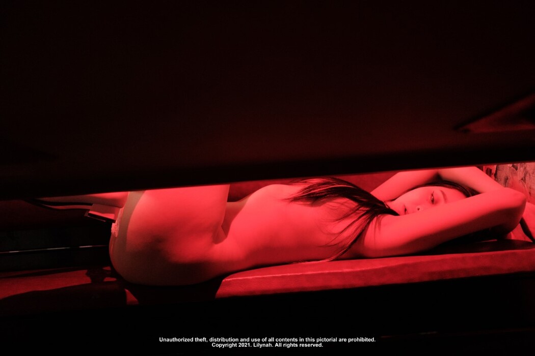 Lilynah Inah 이나 Vol.18 Shhhh Madam