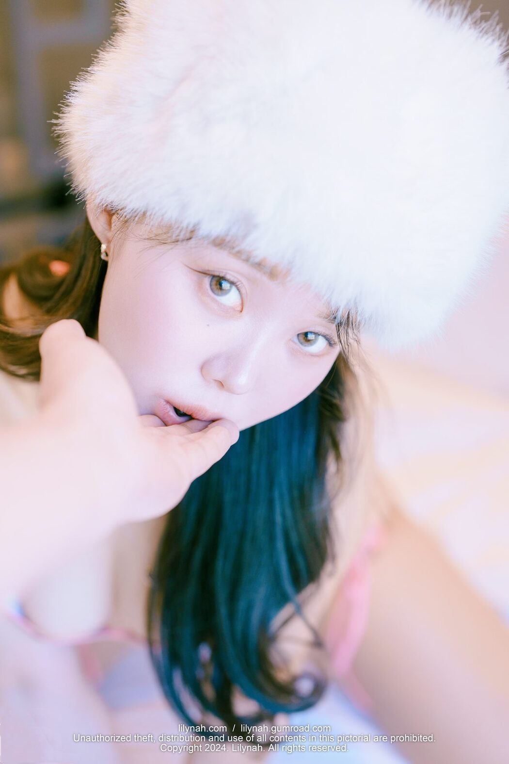 Lilynah LW089 Inah 이나 – Vol.37 Knee Socks And Bikini