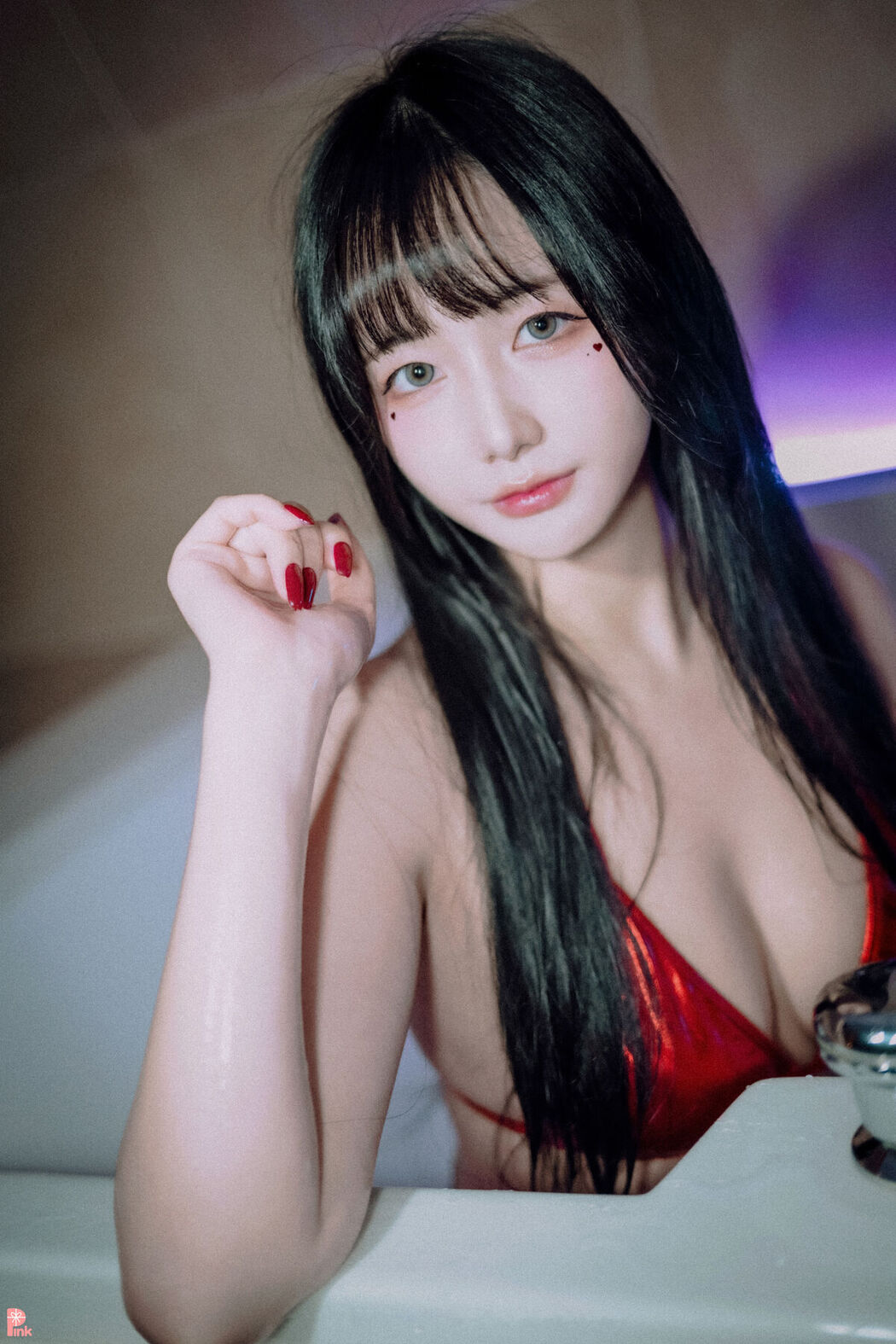 PINK Han Jina 한지나 – Bikini