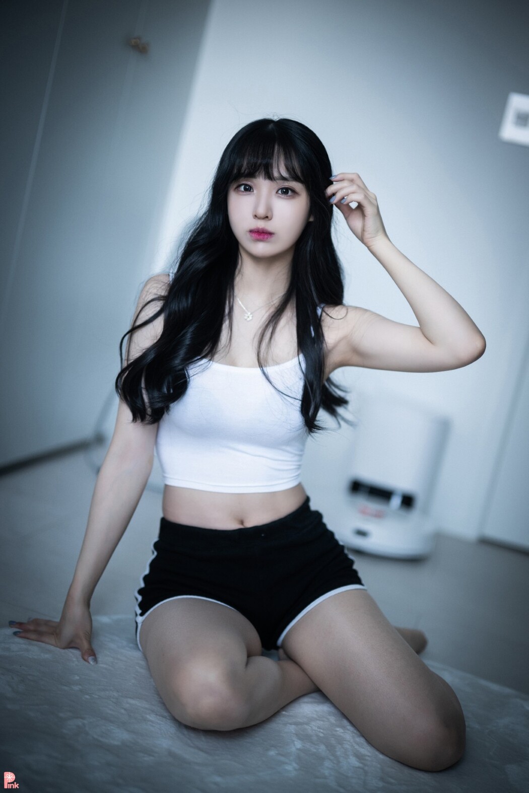 PINK Ye Seul 냥슬 – Nyansul Personalized After Work 01