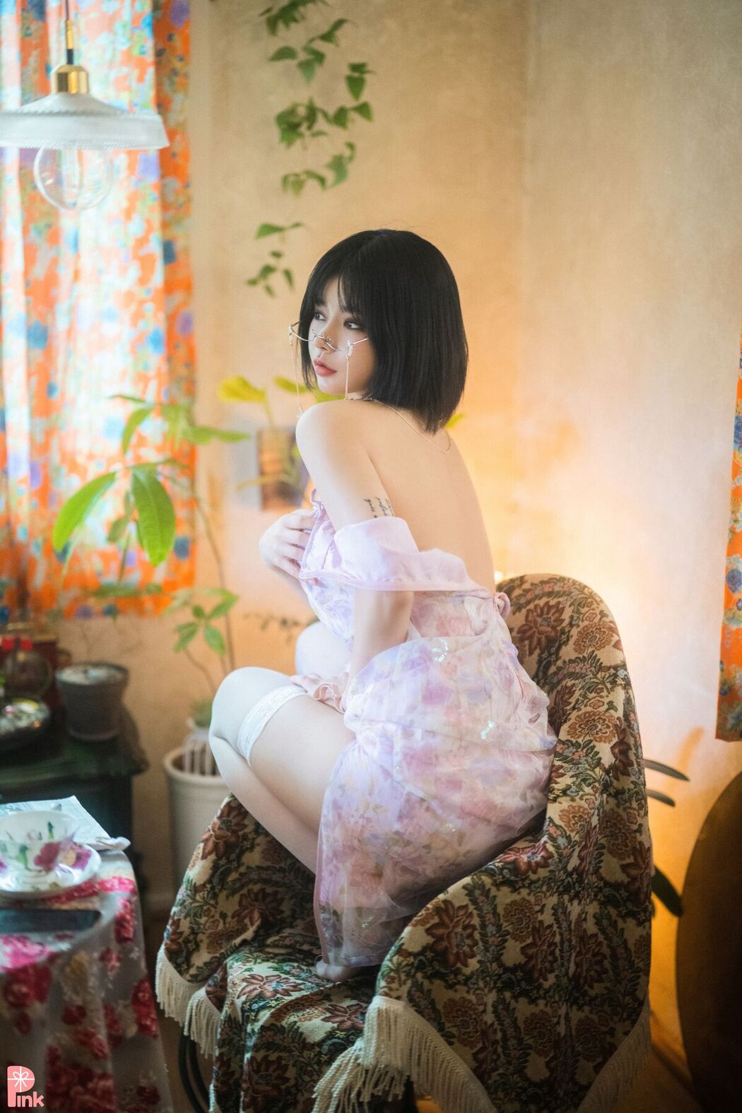 PINK U.Hwa 은유화 – Mood Pink