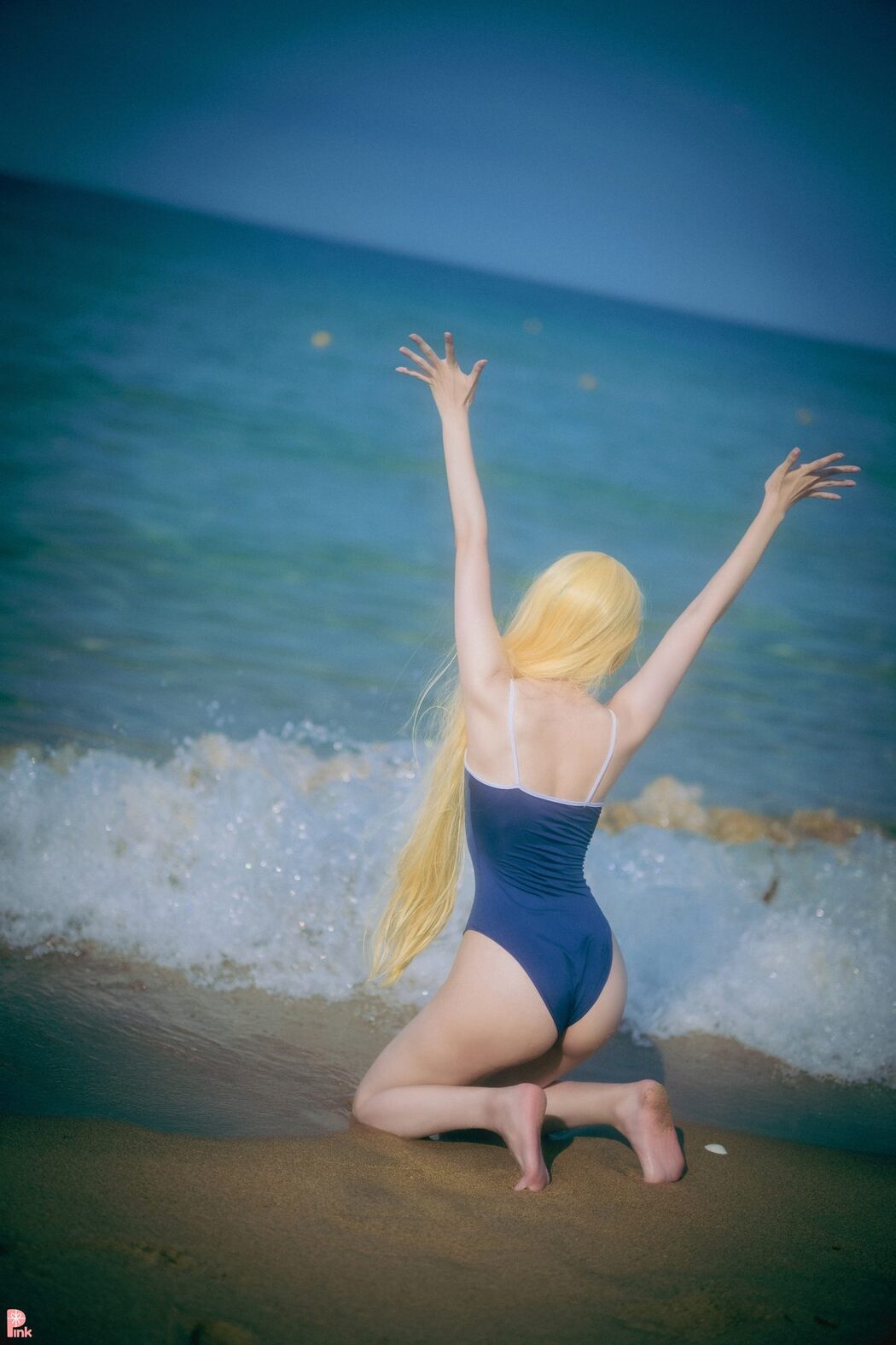PINK Lee Ahrin – Meet Me In The Summer