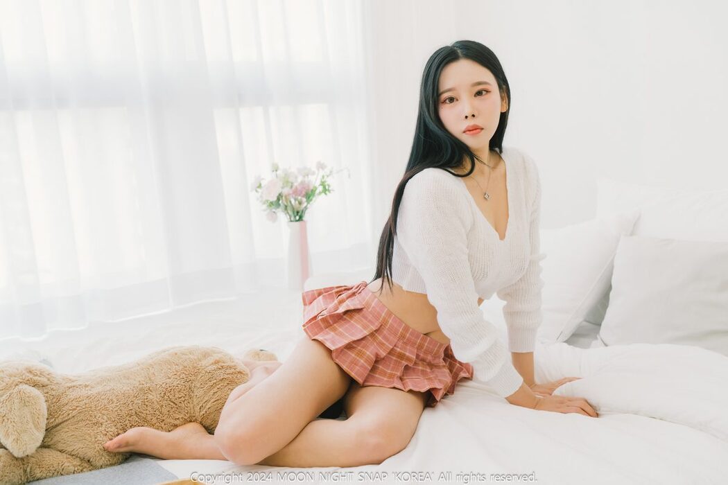 Moon Night Snap Yoo-Ah – She Has A Delicious Top Part1