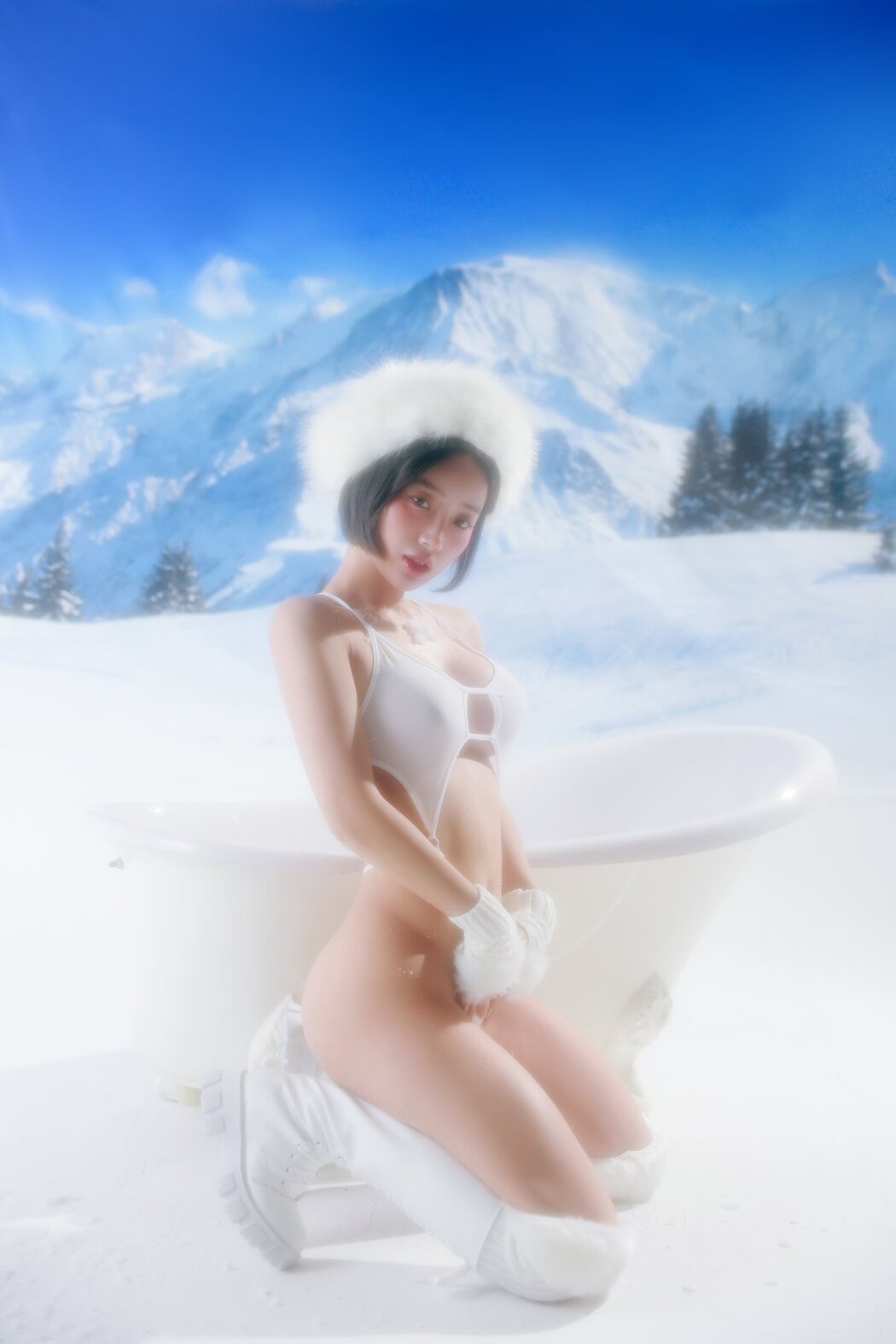 Pinkpie Booty Queen Vol.1 – The Hot Body Of A Lost Girl In Snow Garden