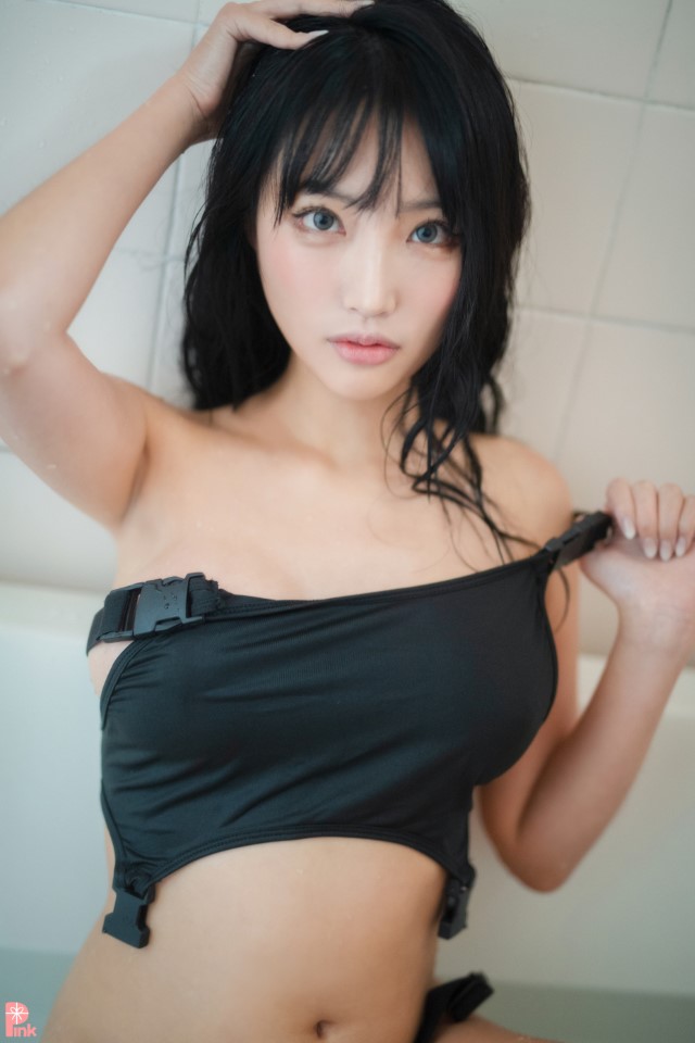 PINK Linda – Bunny Girl Swimsuit