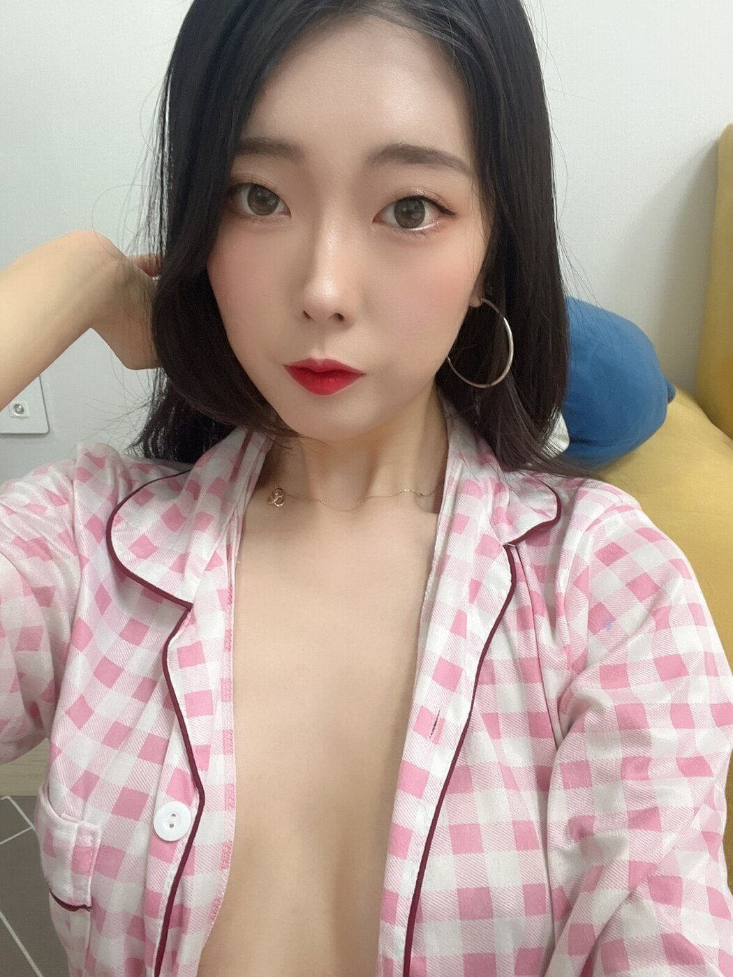 Moon Night Snap Mona 모나 – Pajama Mona