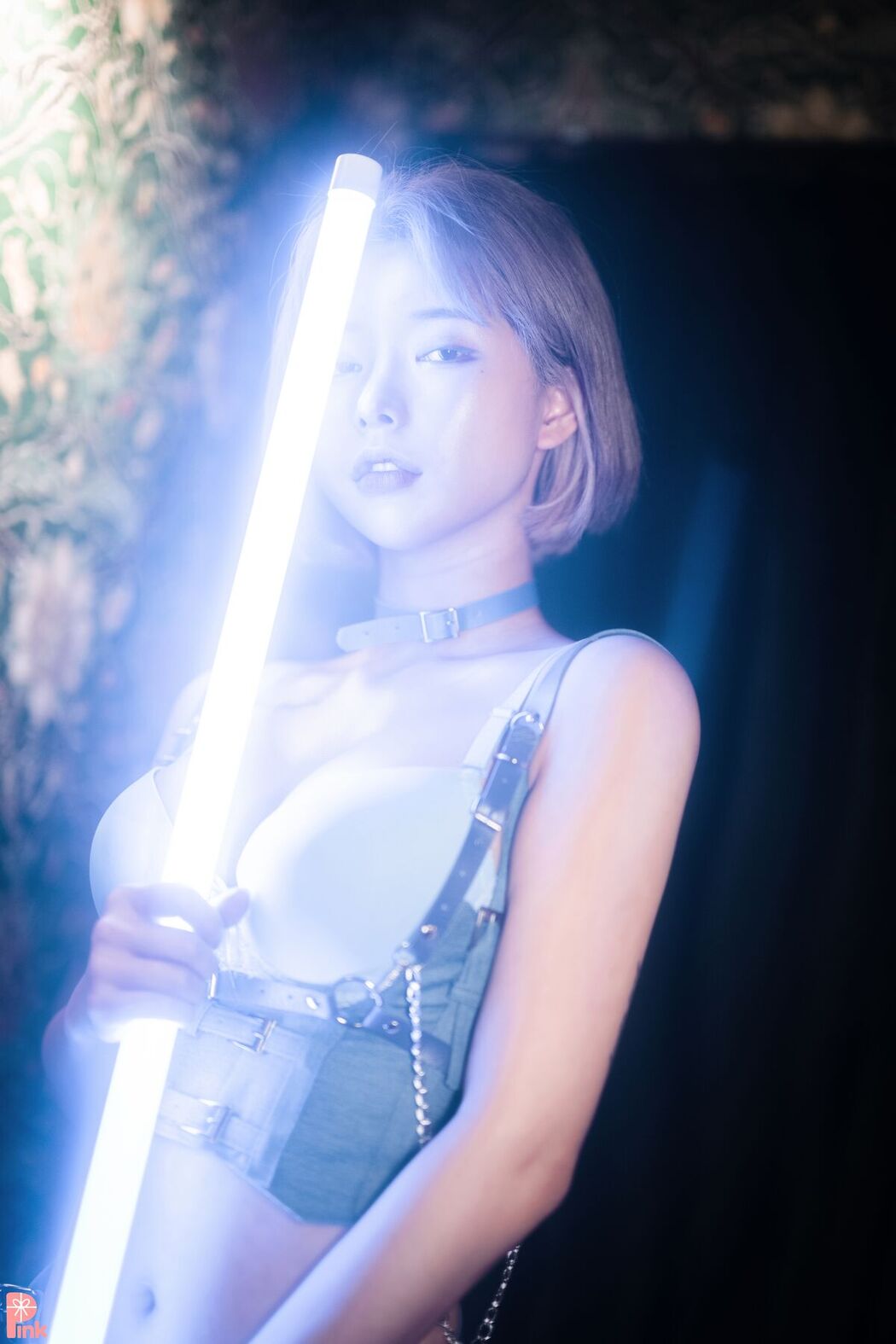 PINK U.Hwa 은유화 – Secret Present No.02 A