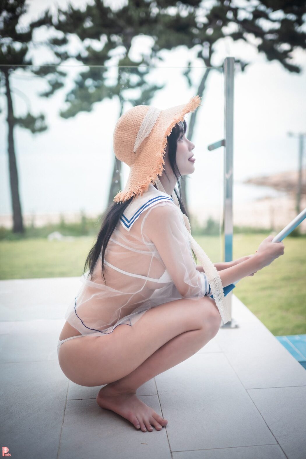 PINK Lee Ahrin – Bikini Day A