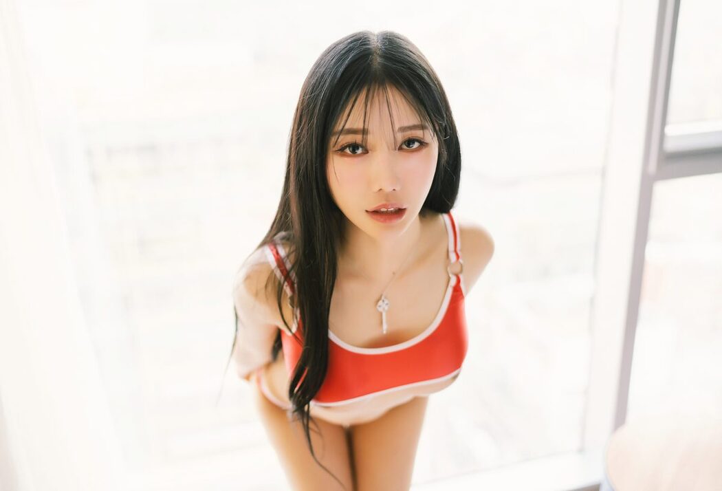 Moon Night Snap Yunjin – Hows Today