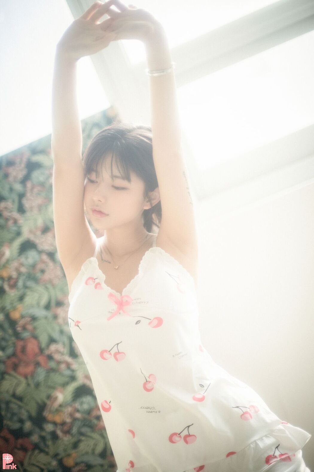 PINK U.Hwa 은유화 – Floral A