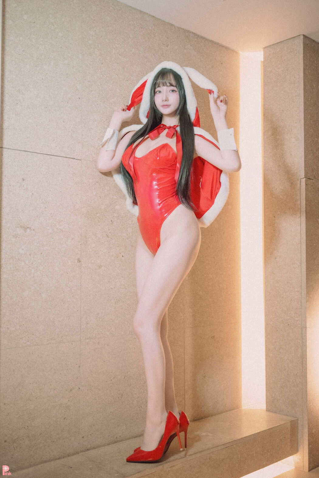 PINK Han Jina 한지나 – Bunny Girl
