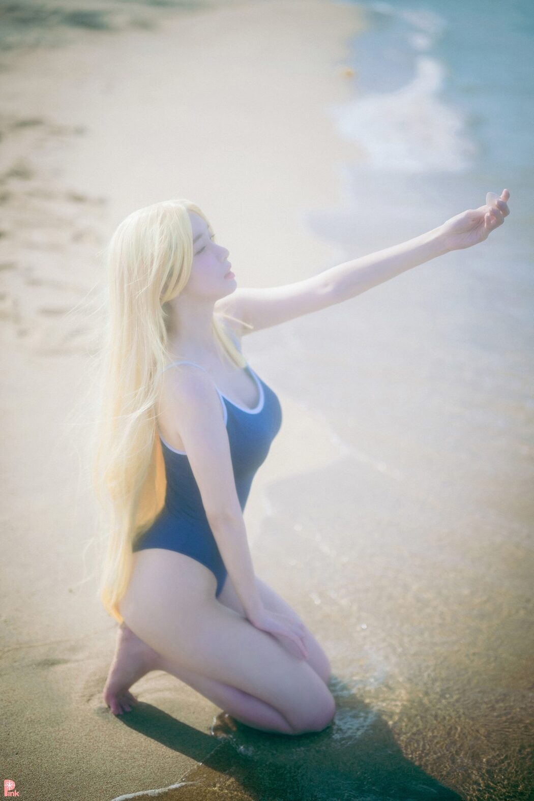 PINK Lee Ahrin – Meet Me In The Summer