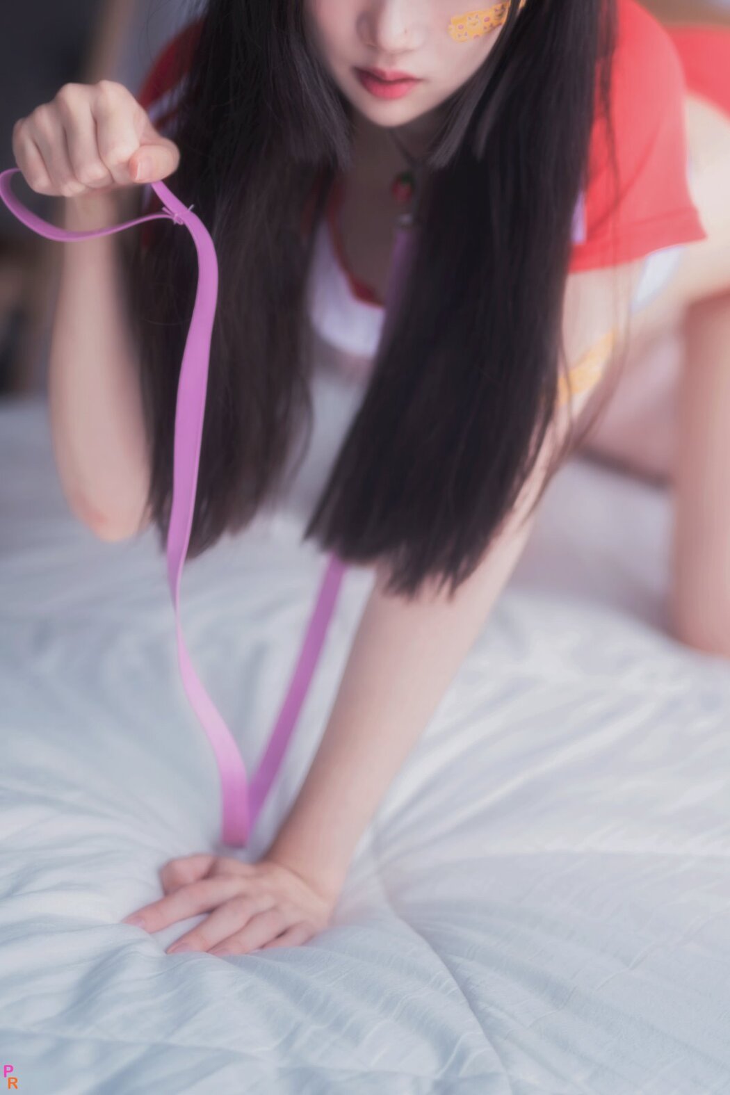 PINK Sin Na Rin – Come Here Slaves