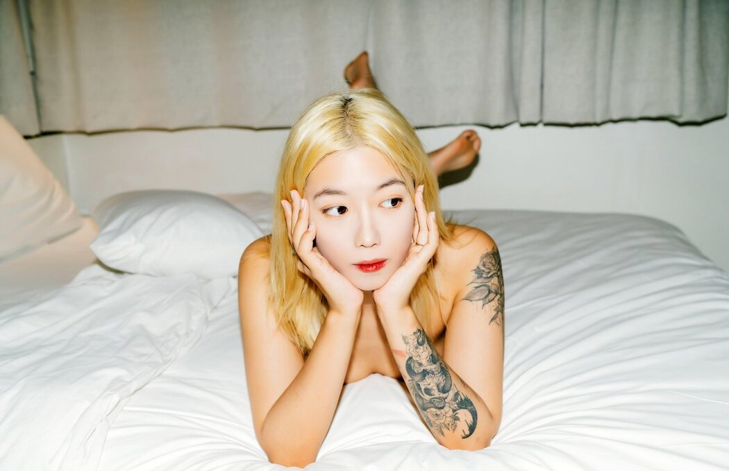 Moon Night Snap Seol Ah – Hot Debut Part2