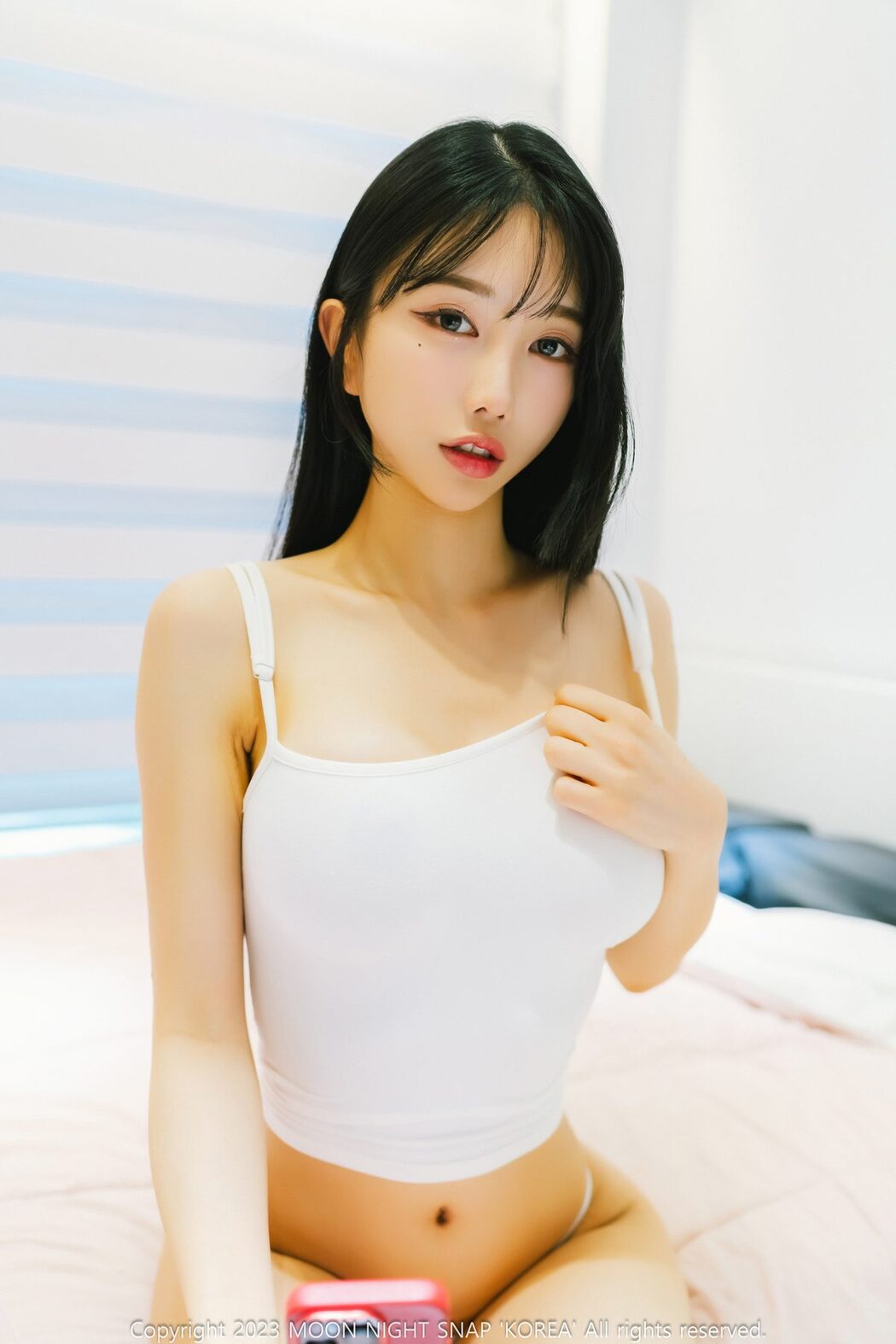 Moon Night Snap Yunjin – Yunjin Peeking