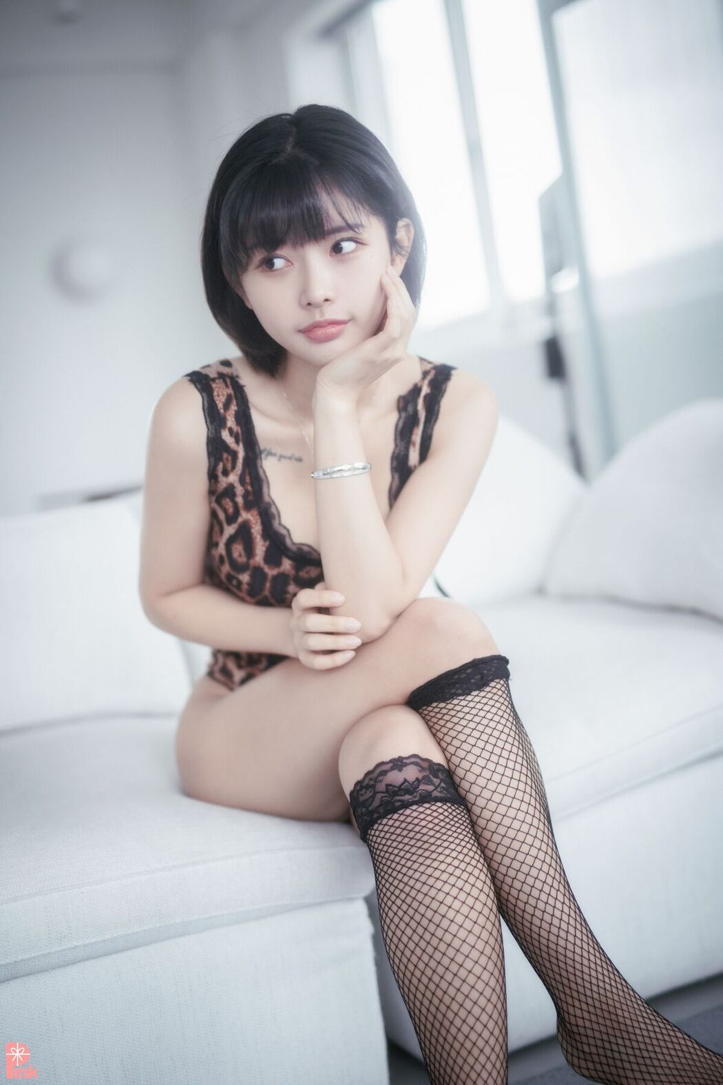 PINK U.Hwa 은유화 – Floral C