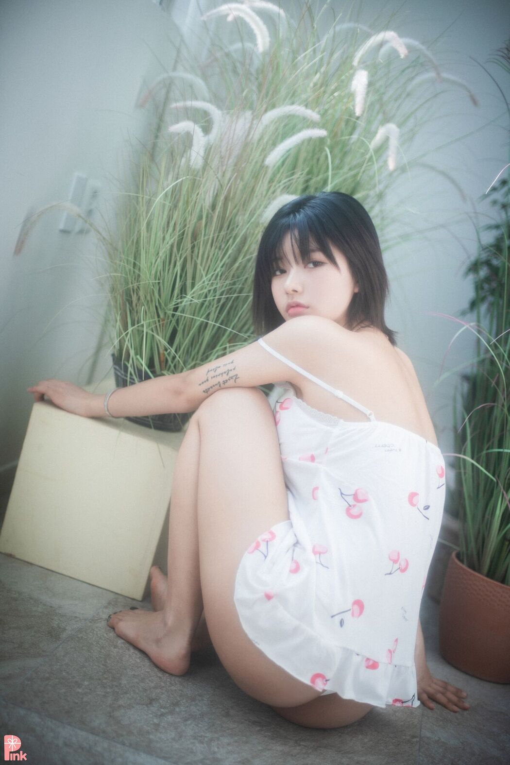 PINK U.Hwa 은유화 – Floral A