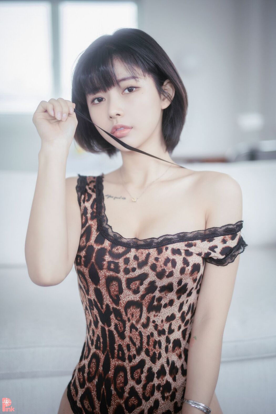 PINK U.Hwa 은유화 – Floral C