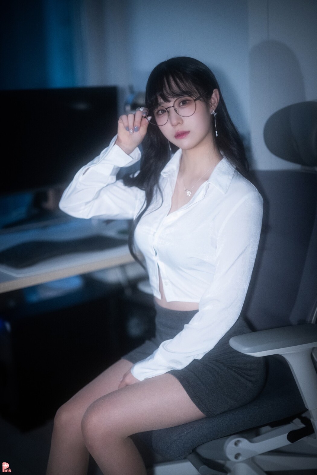 PINK Ye Seul 냥슬 – Nyansul Personalized After Work 01