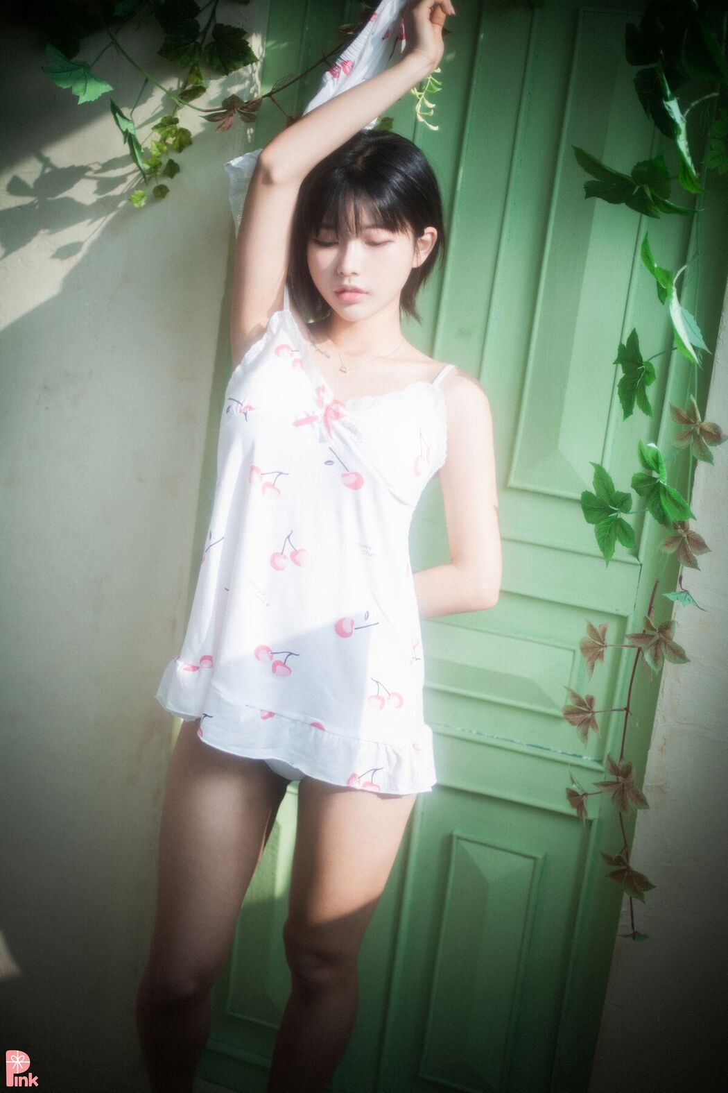 PINK U.Hwa 은유화 – Floral A
