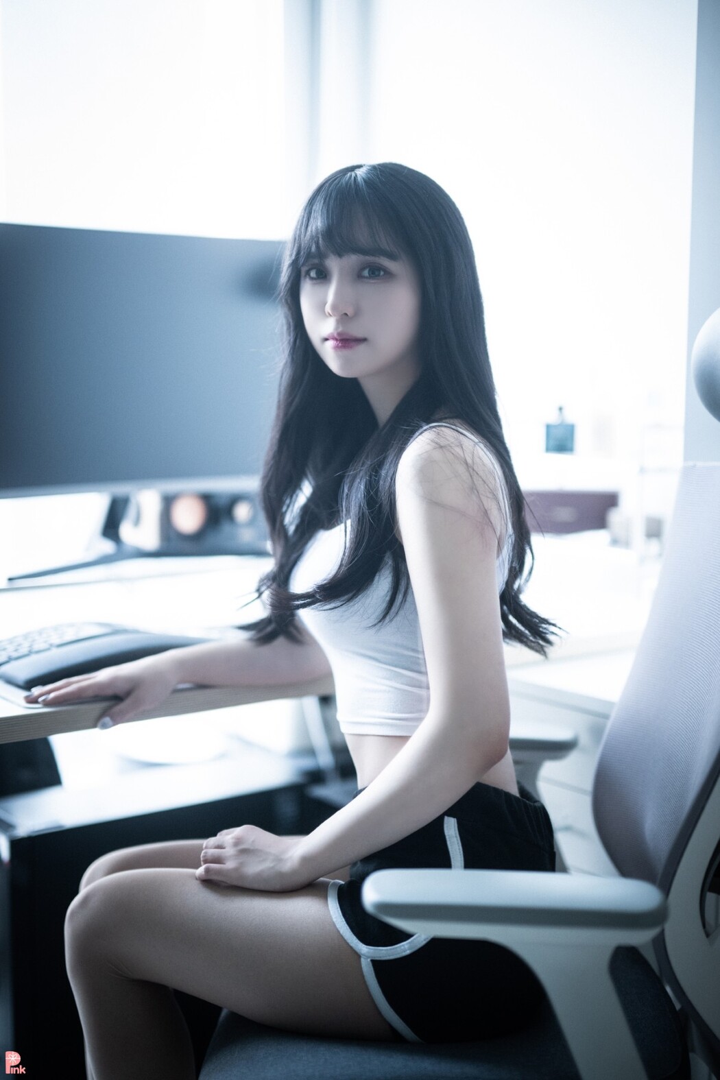 PINK Ye Seul 냥슬 – Nyansul Personalized After Work 01