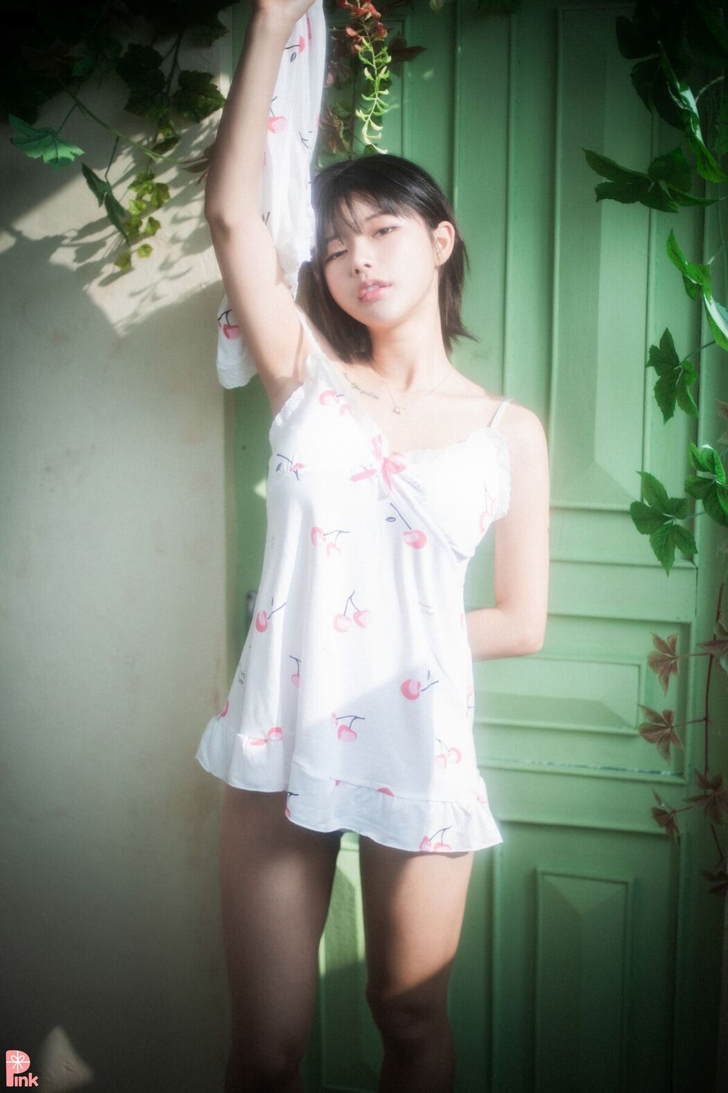 PINK U.Hwa 은유화 – Floral A
