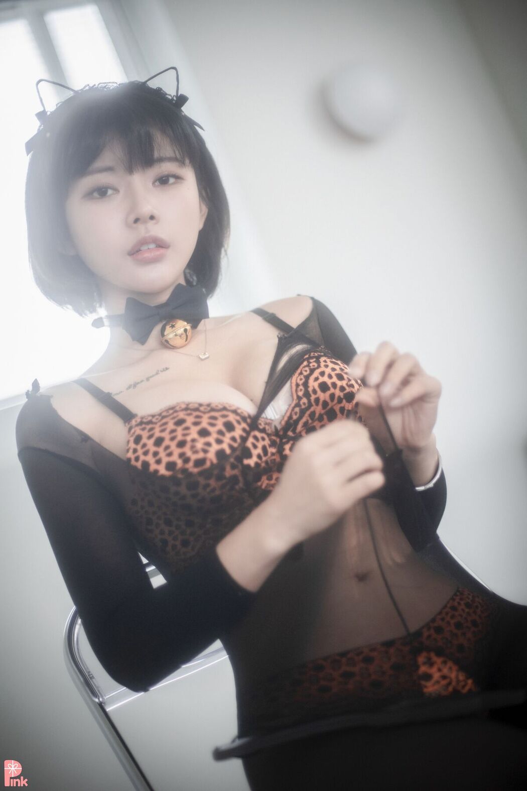 PINK U.Hwa 은유화 – Floral C