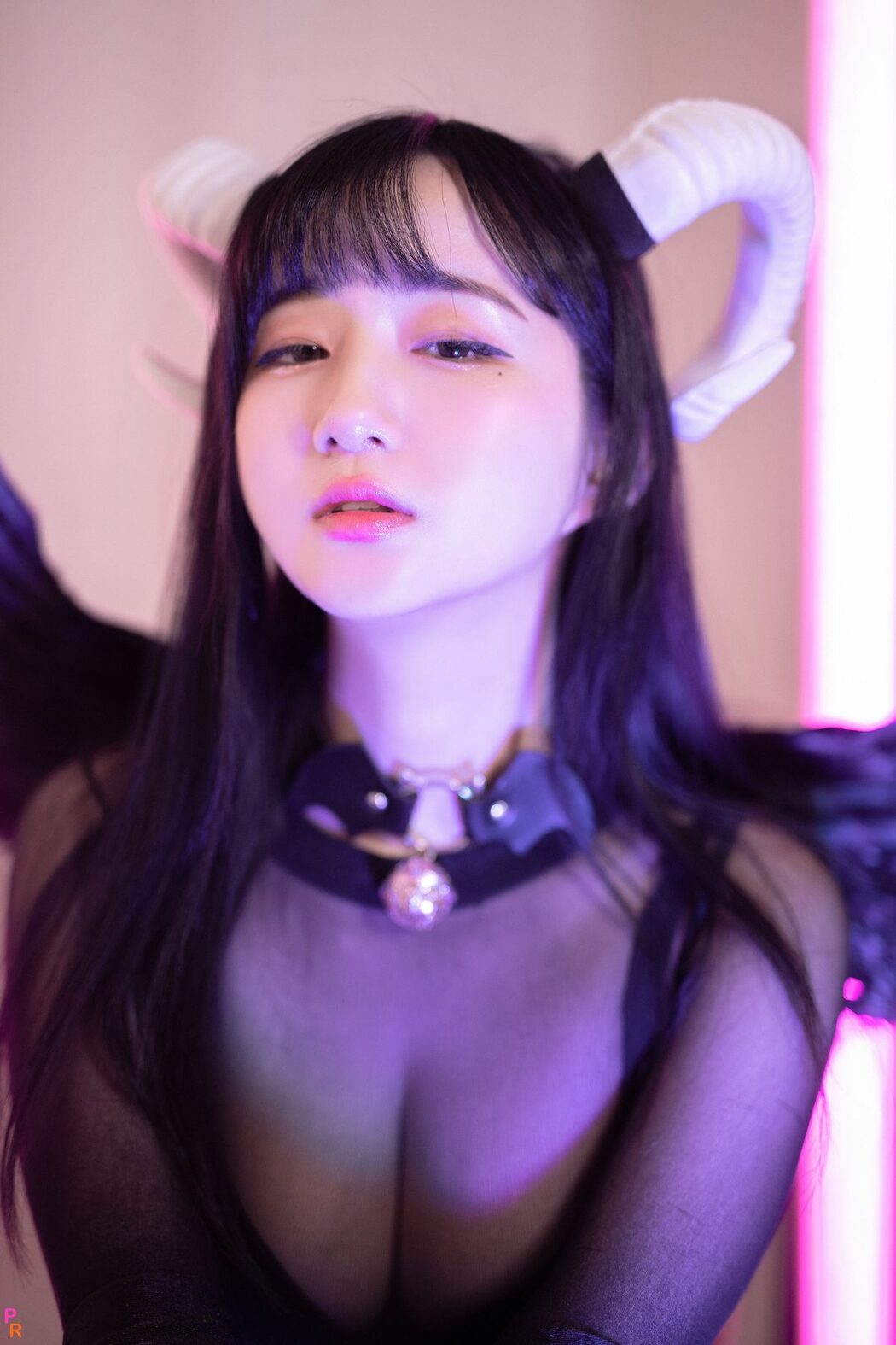 PINK Han Jina 한지나 – Succubus B