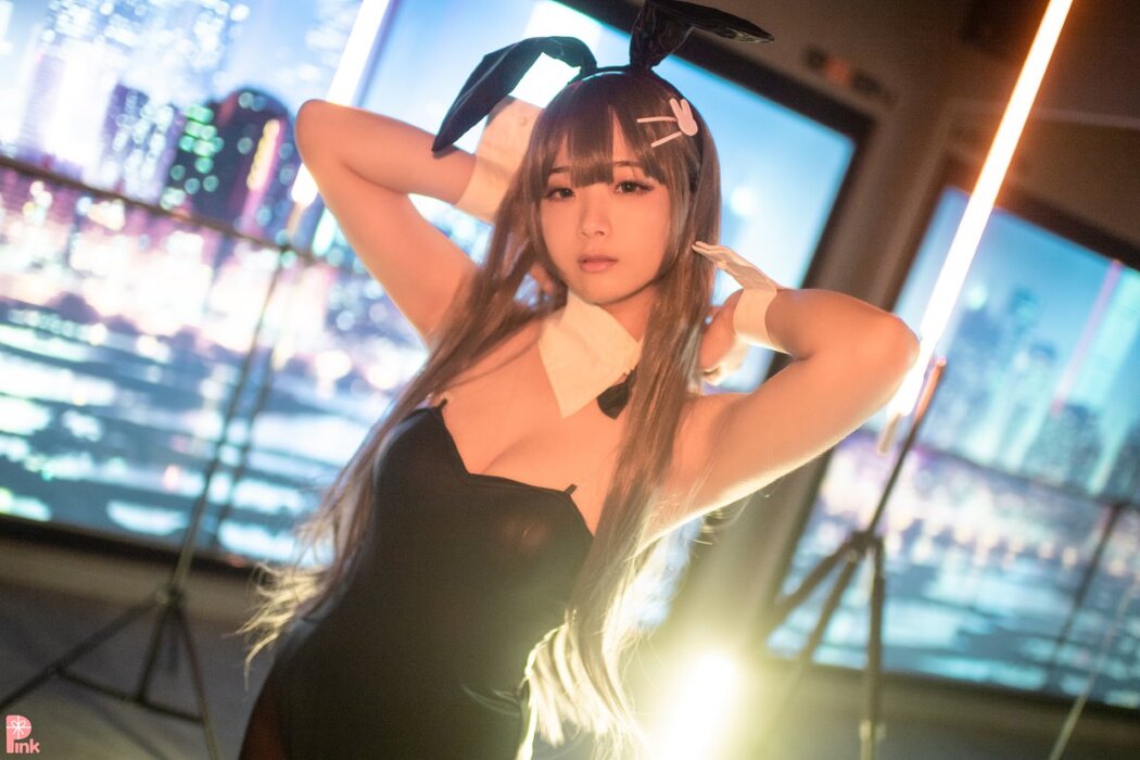 PINK Luppi – Senpai My Bunny Girl Sakurajima Mai