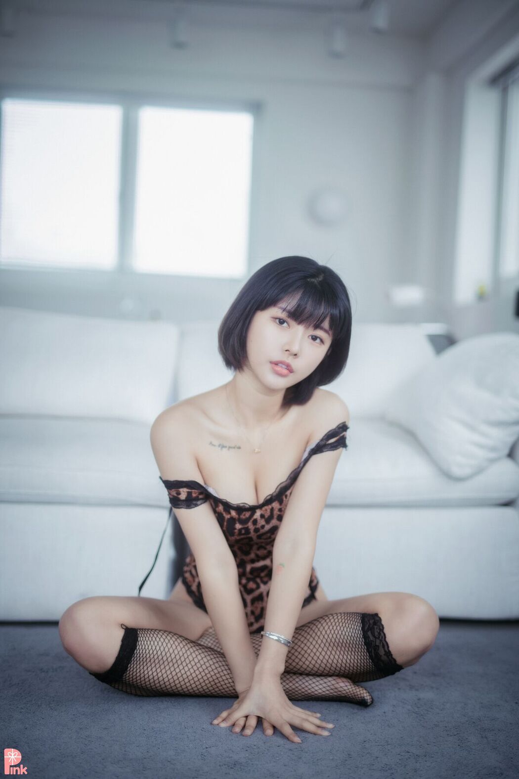 PINK U.Hwa 은유화 – Floral C