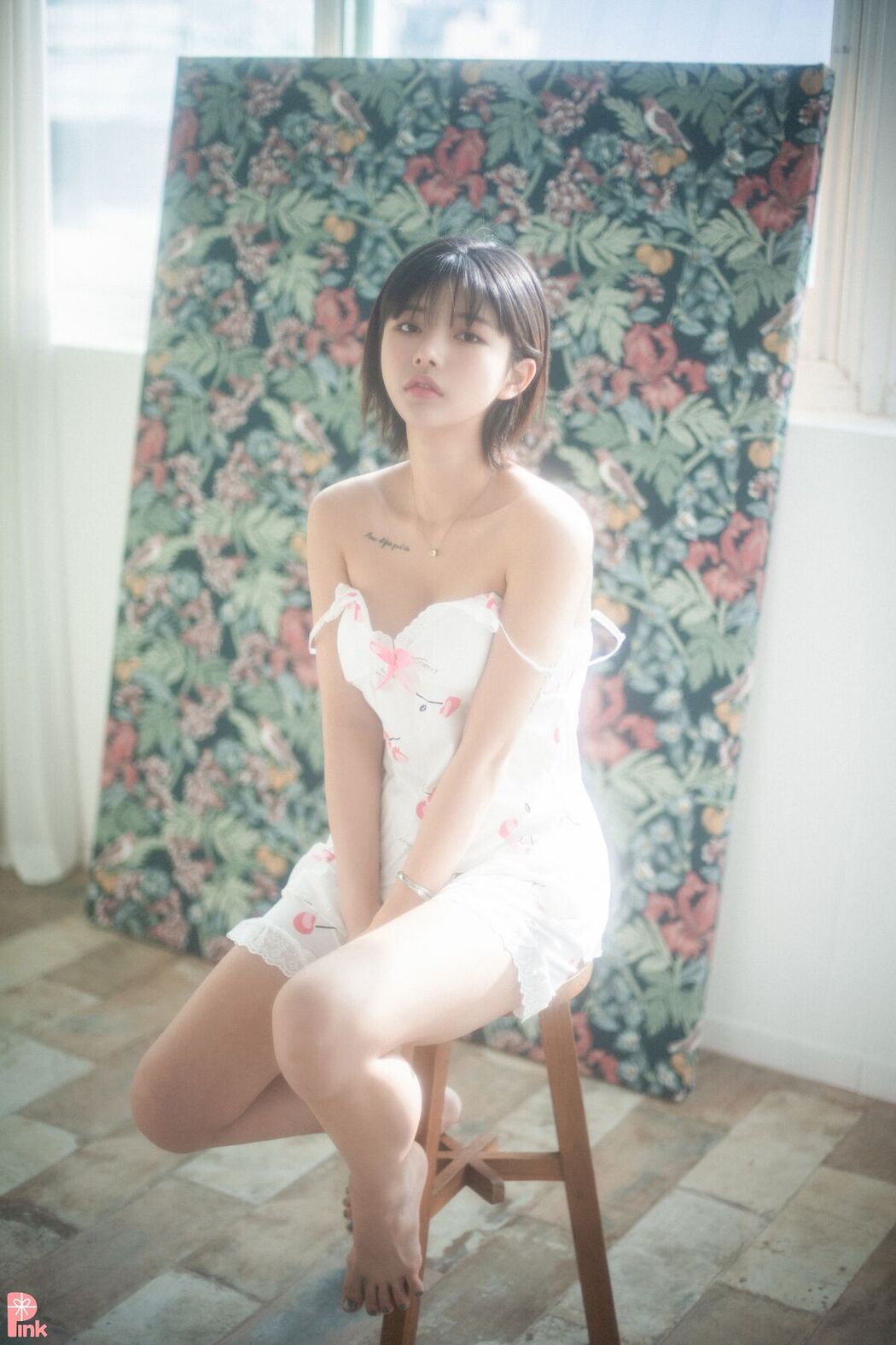 PINK U.Hwa 은유화 – Floral A